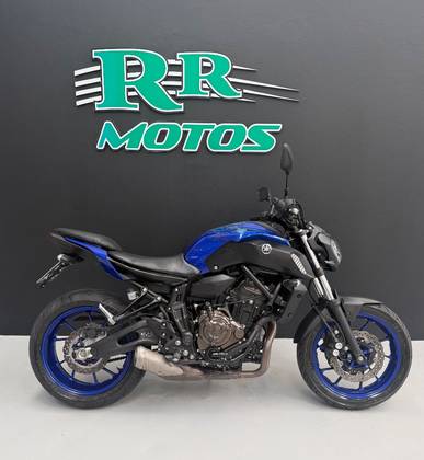 YAMAHA MT-07 ABS YAMAHA MT-07 ABS